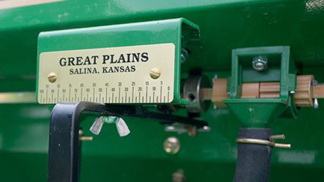 Great Plains 2N-2410 & 2N-3010 | Kubota Canada