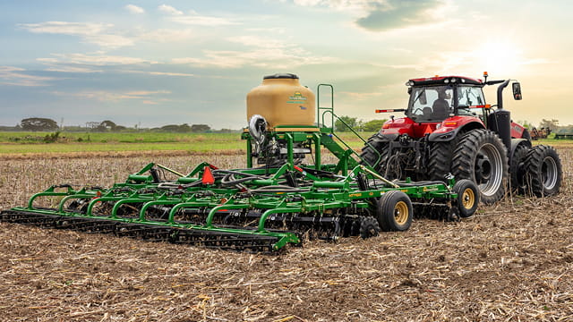 Seeding Agricultural Implements | Kubota Canada